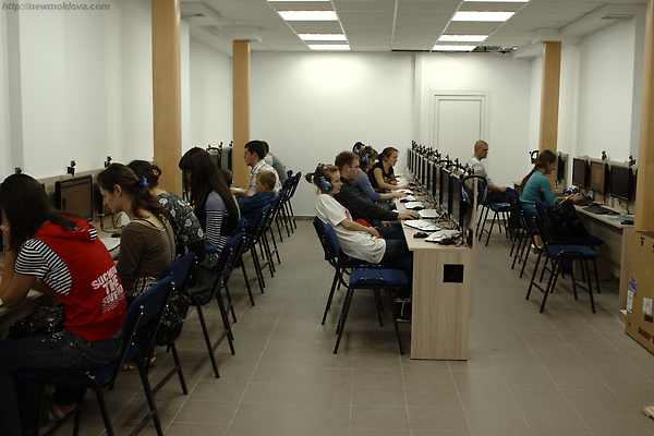 Internet Cafe, Chisinau, Moldova