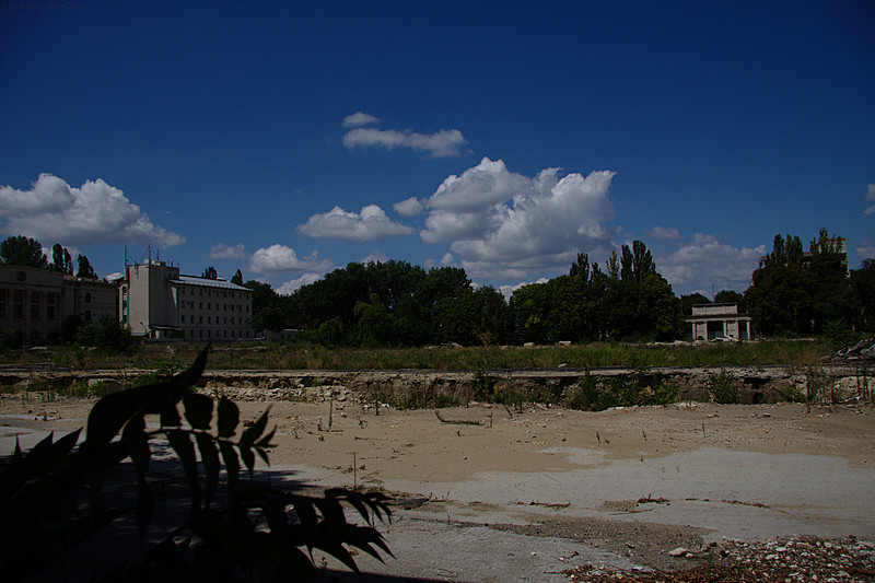 http://www.newmoldova.com/img/foto/stadion/IMG_0005.jpg